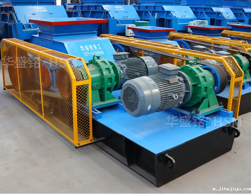 每小时产100吨对辊式制砂机价格多少？