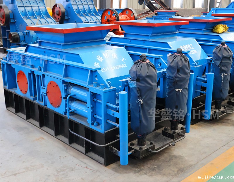 一小时100吨石英石制砂机多少钱？