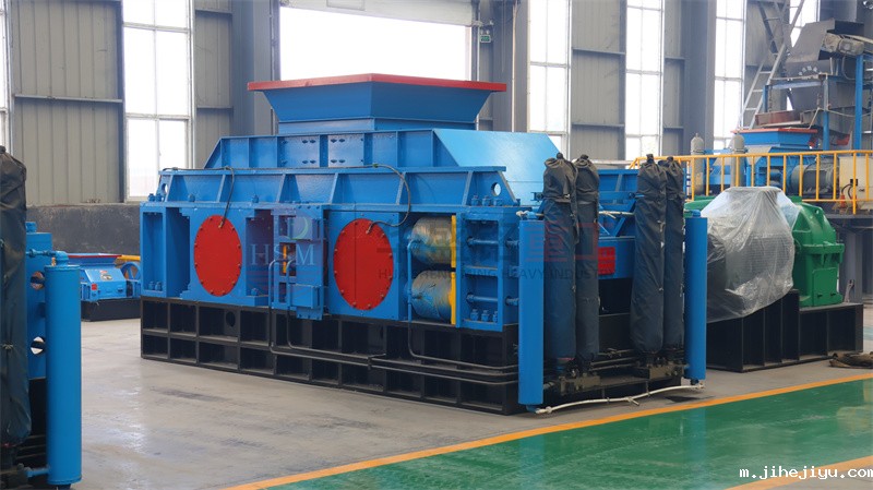 破碎鹅卵石的对辊破质量如何？时产200吨辊式制砂机价格高吗？