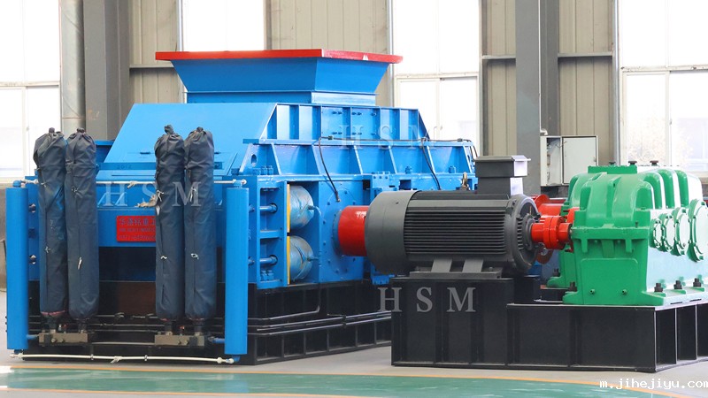 制砂瓜米石设备哪家好？大型对辊机价格介绍