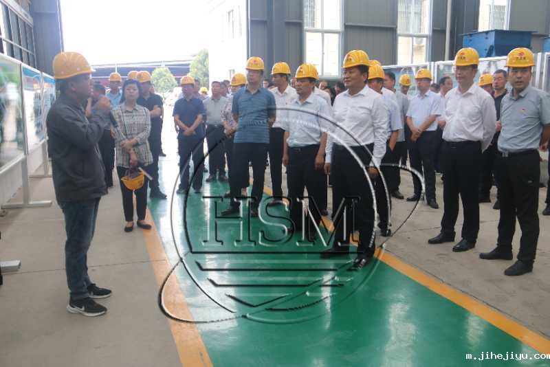 taptap手机下载安装厂家--热烈欢迎袁书记来我厂参观考察